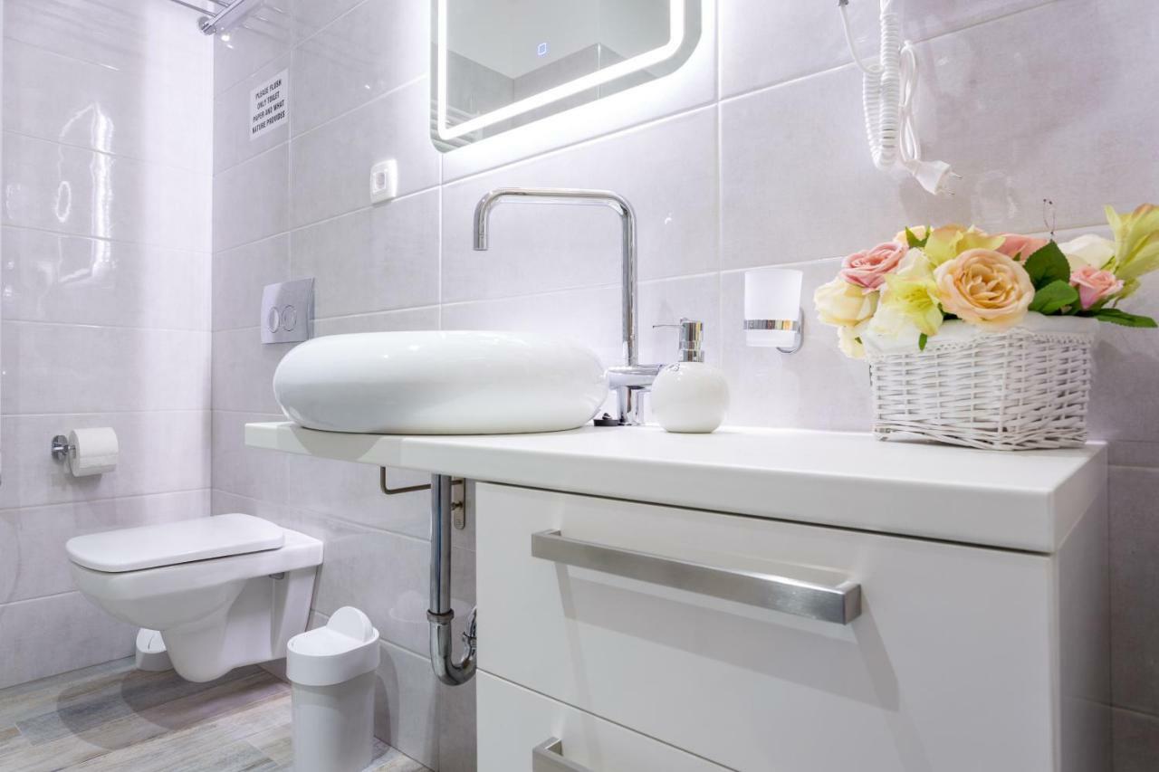Luxury Rooms Floramye (Adults Only) Split Extérieur photo