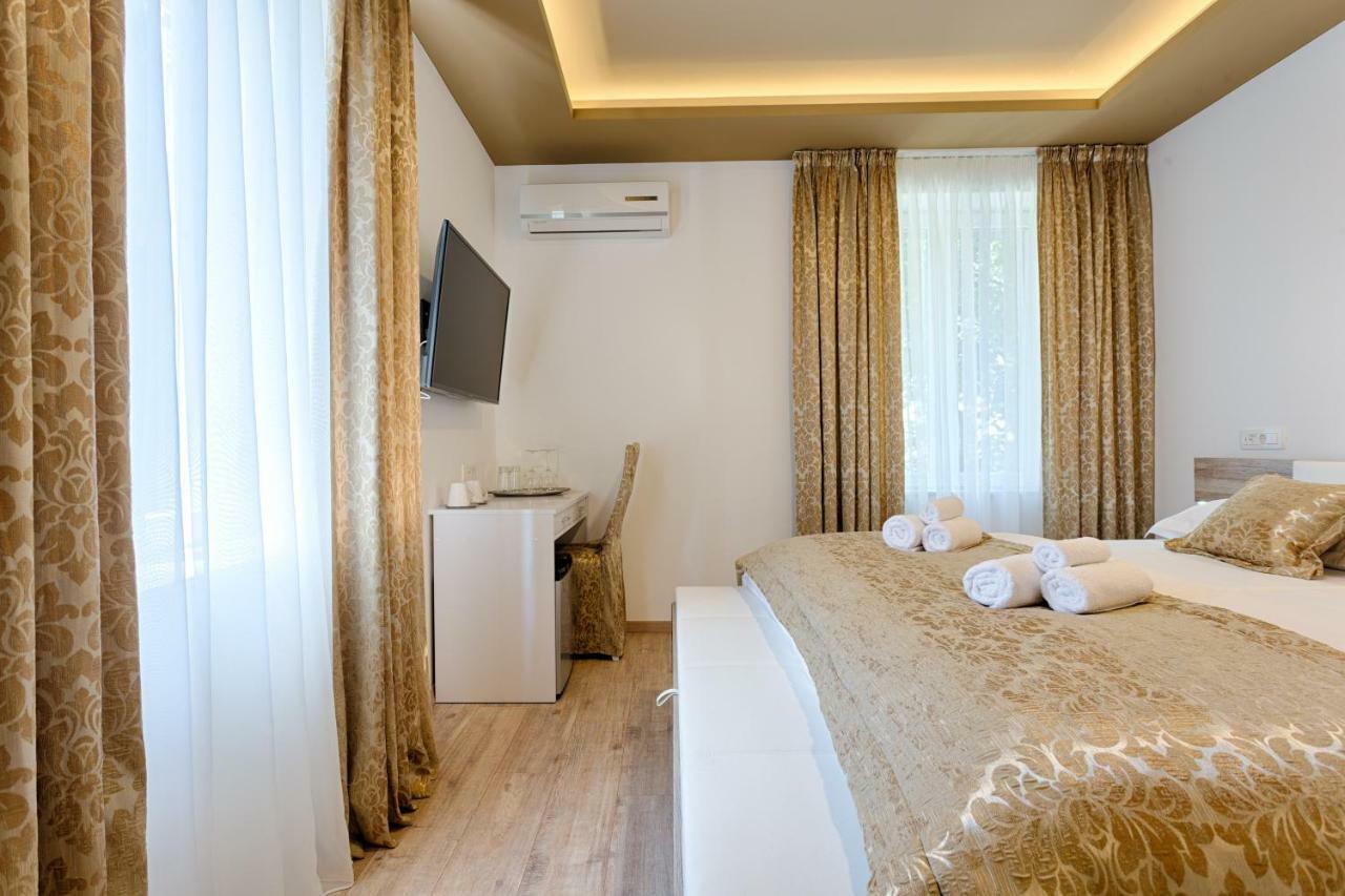 Luxury Rooms Floramye (Adults Only) Split Extérieur photo
